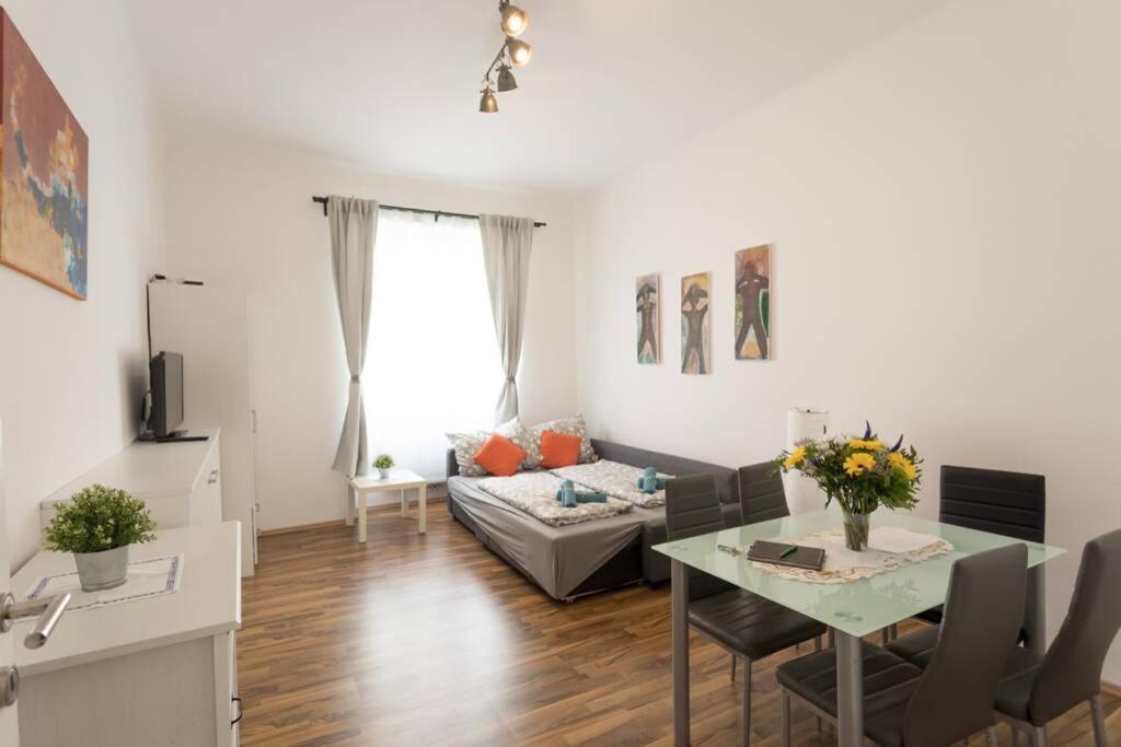 16 C&J'S Apartment Wien Ngoại thất bức ảnh
